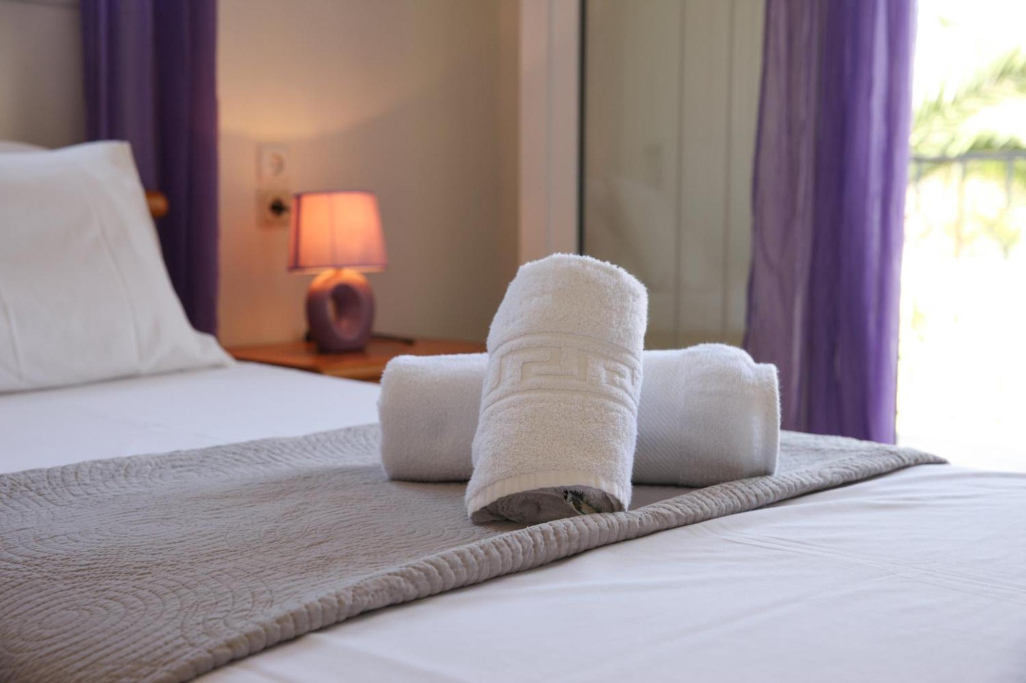 S&C Kosmos Beach Resort โรดา ภายนอก รูปภาพ