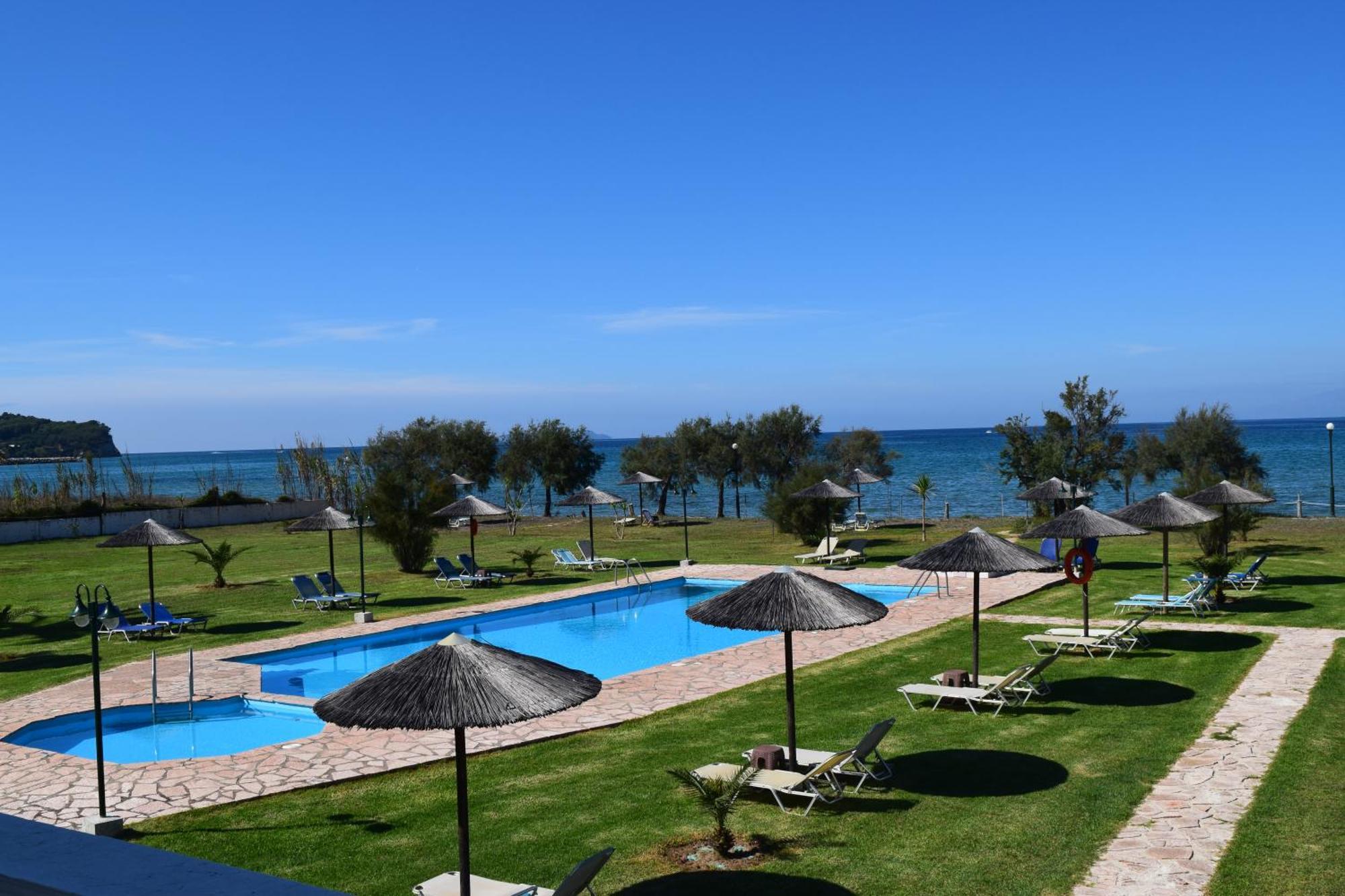 S&C Kosmos Beach Resort โรดา ภายนอก รูปภาพ